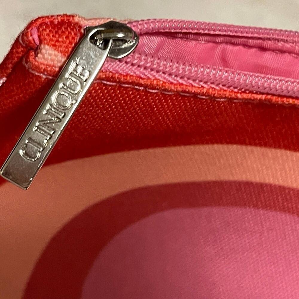 Marimekko collab w/ Clinique cosmetic bag - Picture 2 of 7